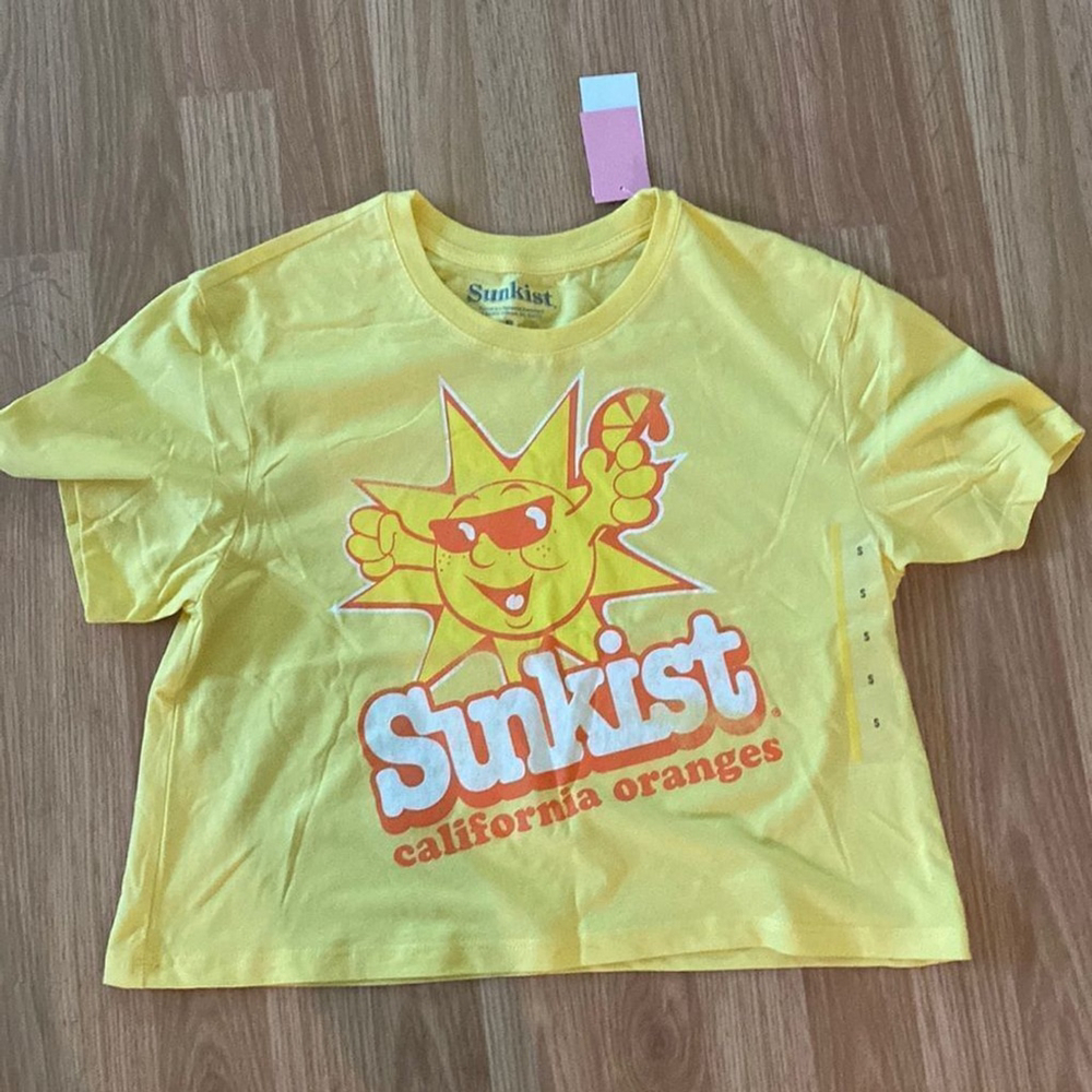 NEW Lot of 8 SUNKIST CROP TOP T Shirt Retro S $120 Resellers